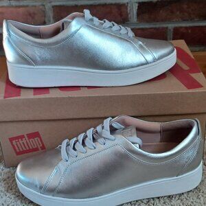 Women's Fitflop Silver Sneakers Size 7